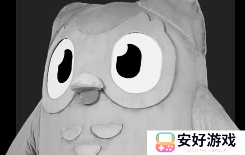 多邻国猫头鹰去世上热搜，官方整活直接“整死”了，网友纷纷热议