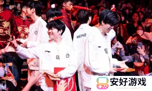 TheShy复出状态不佳，开小号偶遇退役上单选手，0-6战绩惨不忍睹