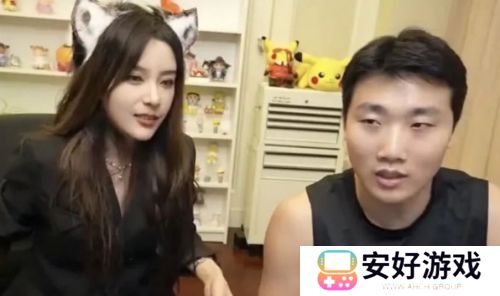 女解说Rita相亲被拒引热议，和伞皇直播全程看肌肉，网友：是真饿了