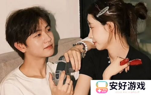 网红痞幼再传新恋情，和新对象亲密互动频繁，网友：两个人越长越像