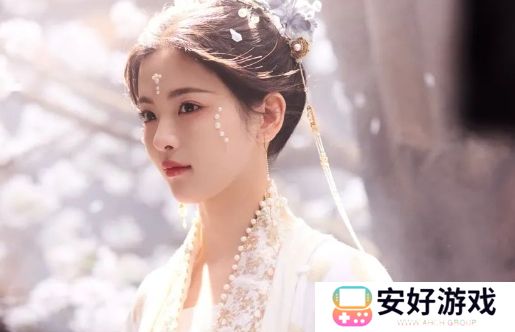 《春日宴》主演阵容再生变动，丁禹兮将二搭杨超越，古偶剧有盼头了