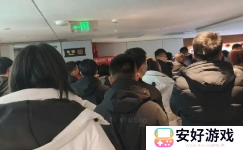 《哪吒2》敖光一出场，全场都在喊“哇”，网友：我就说他是冤枉的