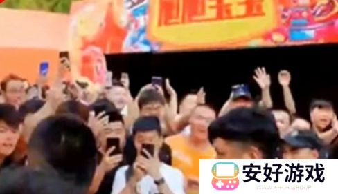 旭旭宝宝计划送粉丝车,水友见面预计送1000万礼物,包括奔驰S400