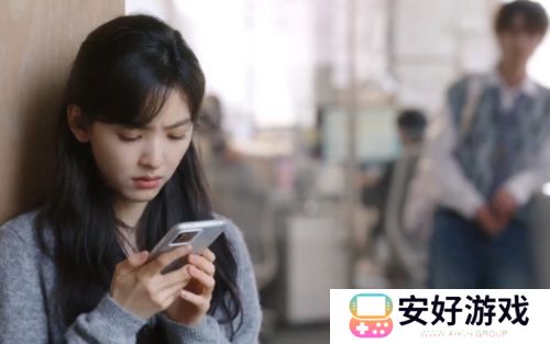 《难哄》温以凡假装梦游，再次抱住了桑延，两人这才知晓对方心意