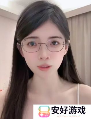 狗头萝莉拍短剧被曝有吻戏,本人回应称怕男粉吃醋,亲密戏都删除了
