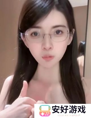 狗头萝莉在寻找新的投资人，称自己很有性价比，锁骨红印反而瞩目