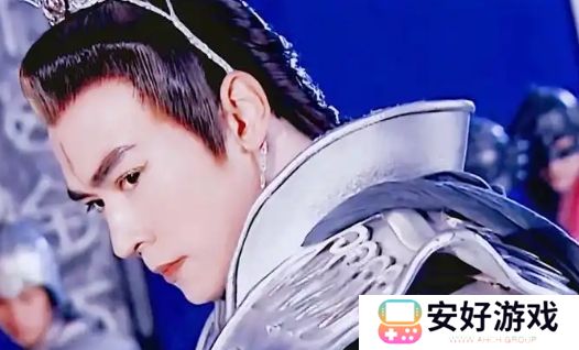 《西游记》杨戬肉身成圣实力非凡，甚至比孙悟空还要高个几档