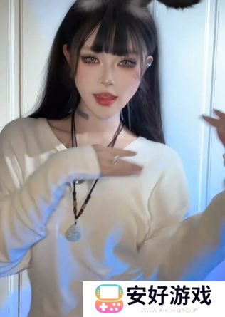 美女网红自曝躺一天就能赚钱，日收金额引热议，网友：一点不羡慕