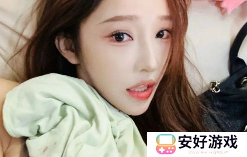 女主播喊话大哥，称给100万就退播，曾说自己不看重钱，态度变化引热议